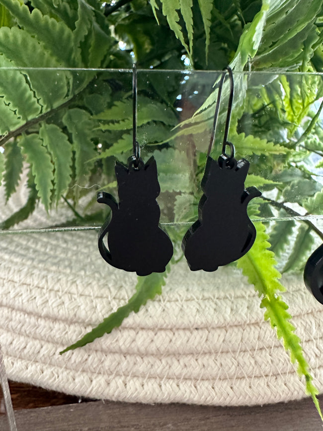 Black Cat Silhouette Earrings - Small